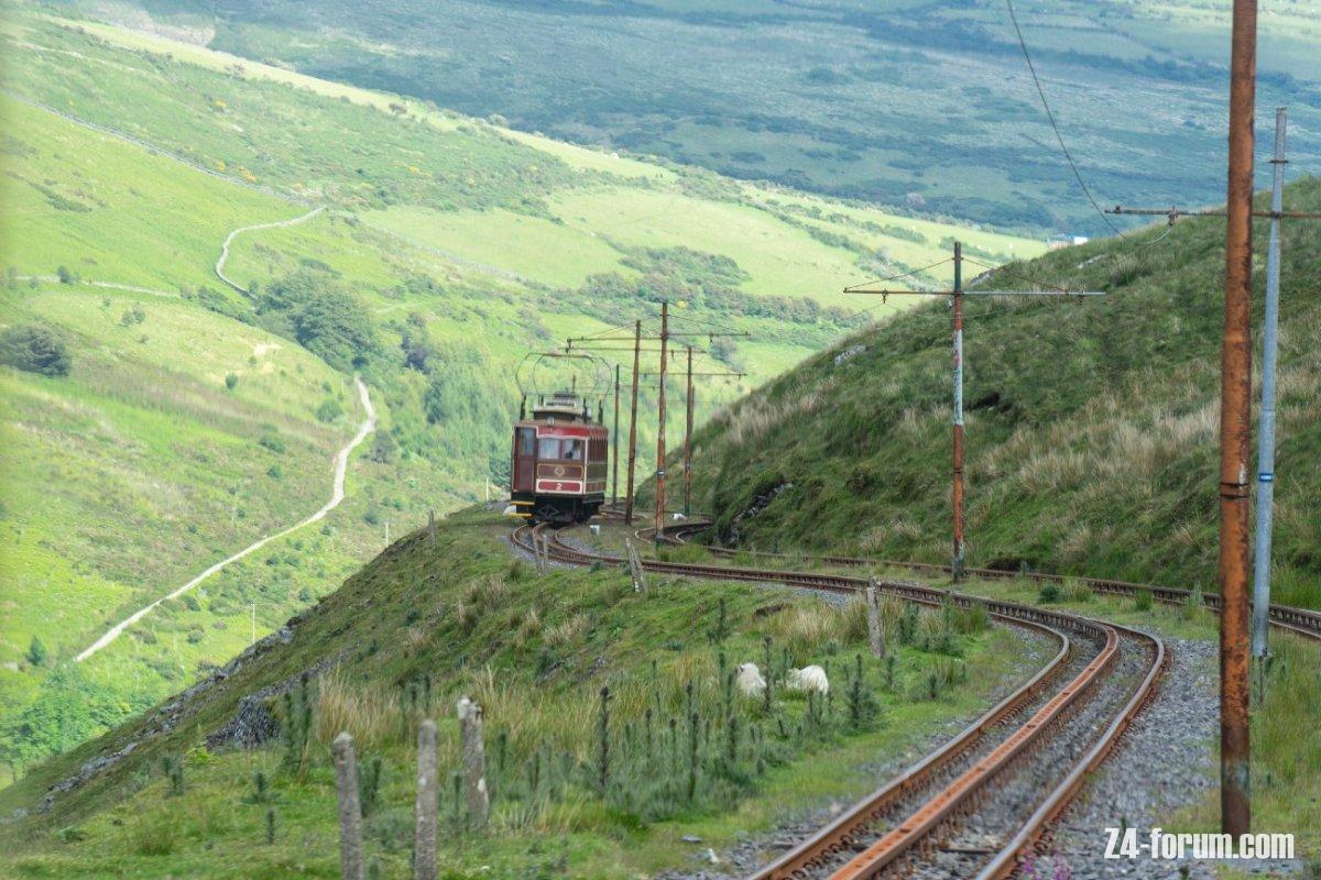 The-Snaefell-Mountain-Railway-Isle-of-man-1.jpg