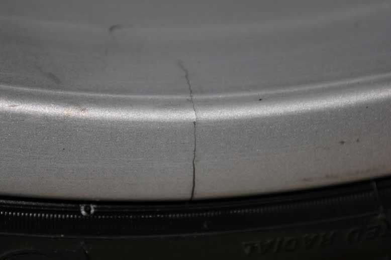 296-crack-2.jpg