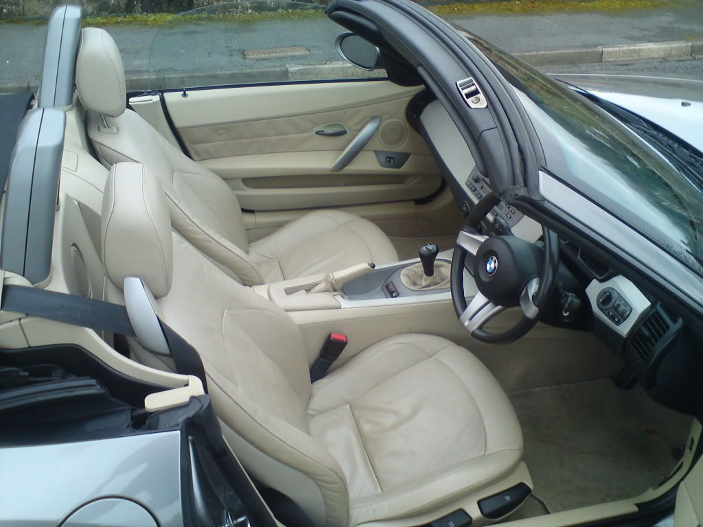 picsofcar005.jpg