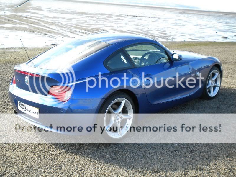bmw-z4-coupe-petrol_3652437.jpg