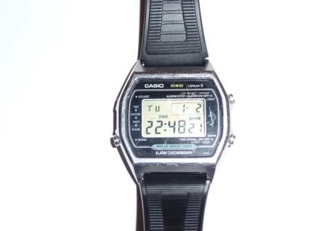 watch_zpsac477e1a.jpg