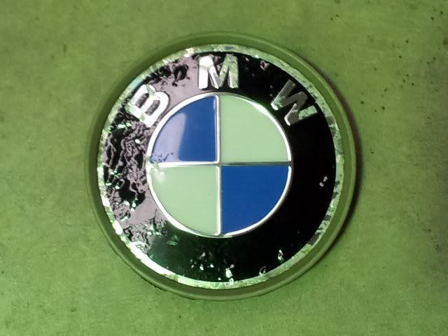 Wheelbadgecorroded.jpg