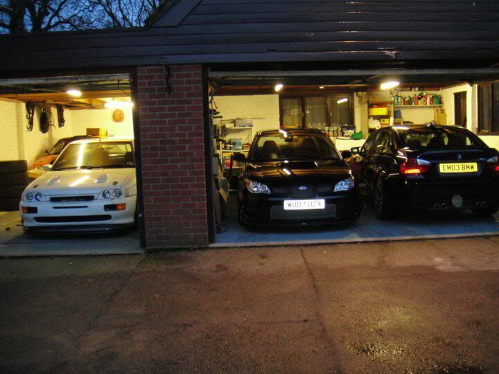 Cars01-30-Oct-2011.jpg