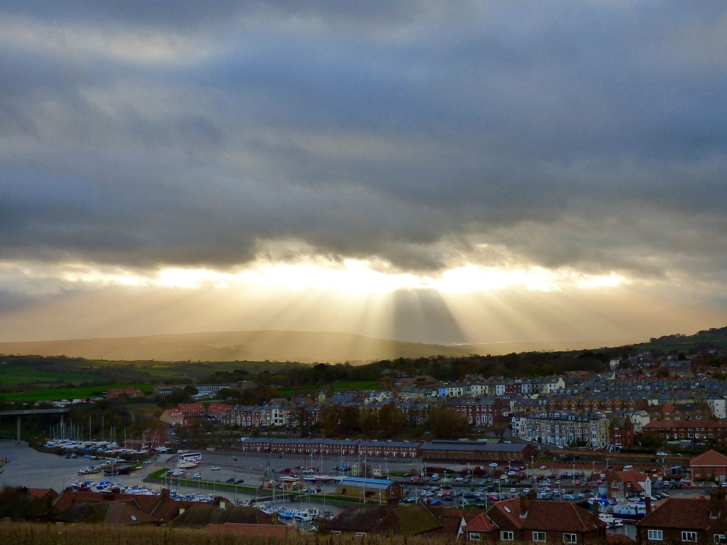 OverlookingWhitby_zpsekm9lpvw.jpg