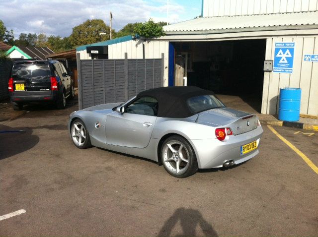 BMWZ4_zps2829c064.jpg