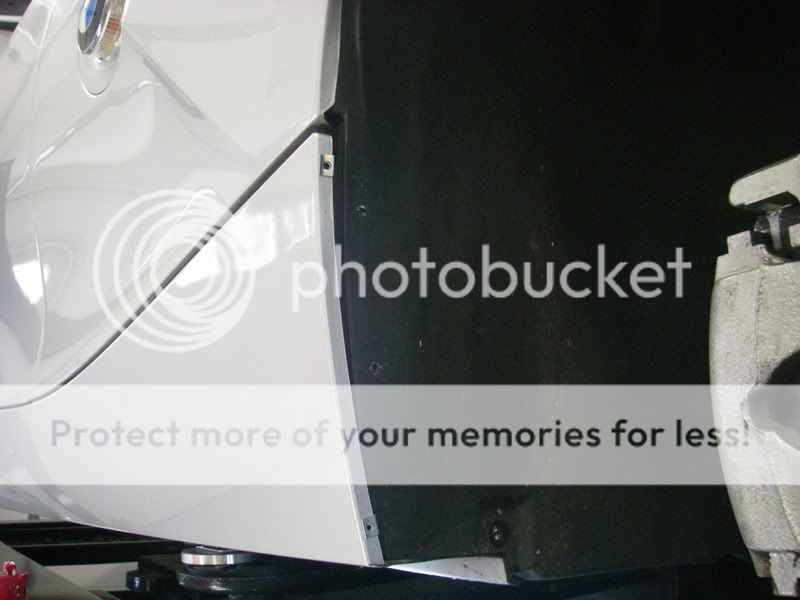 WheelSpacerMudFlapInstall007.jpg