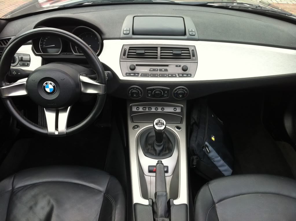 z4interior.jpg