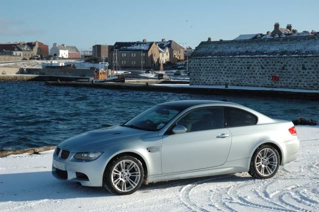 M3-winter-tyres-in-snow.jpg